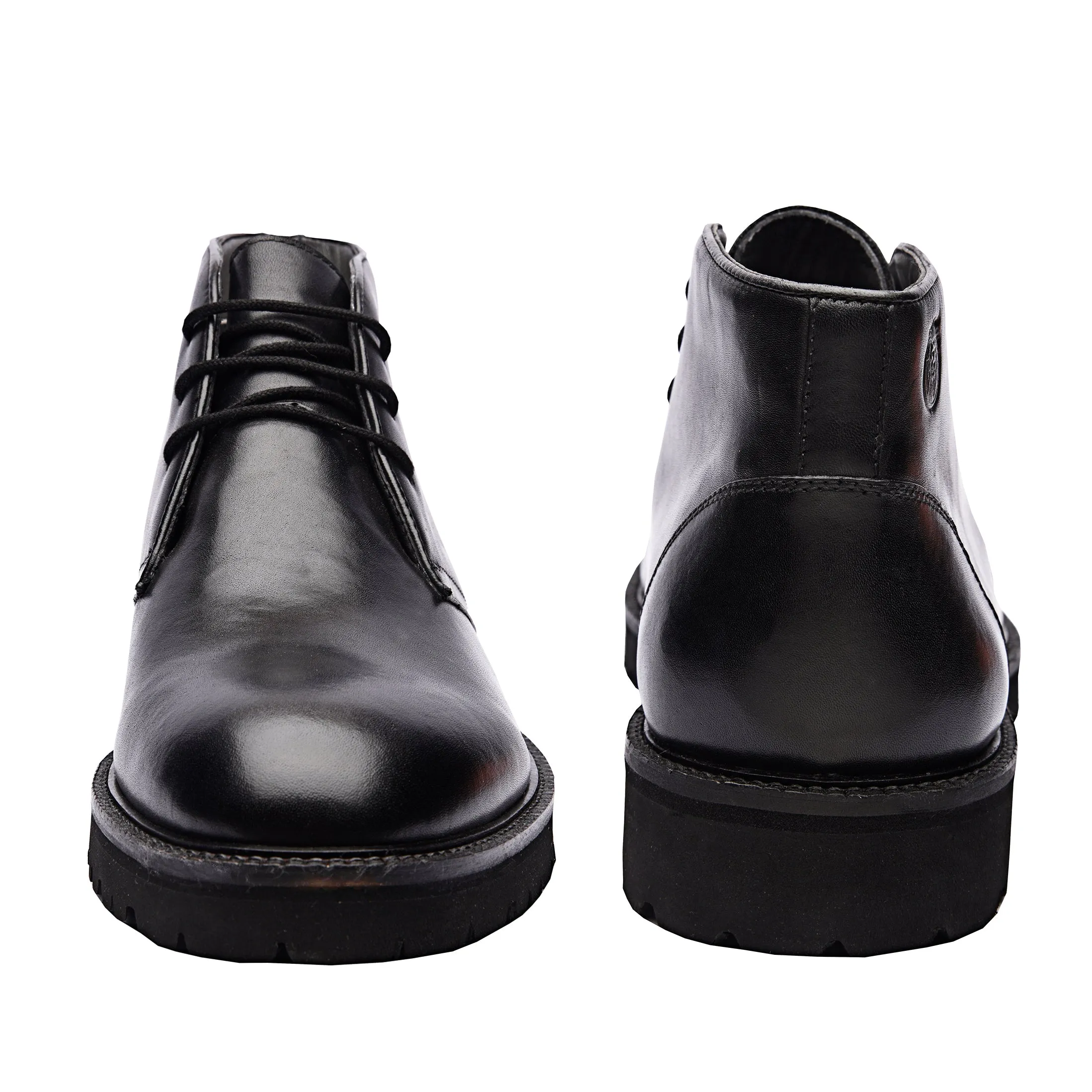 Acel Plain Toe Chukka Boots