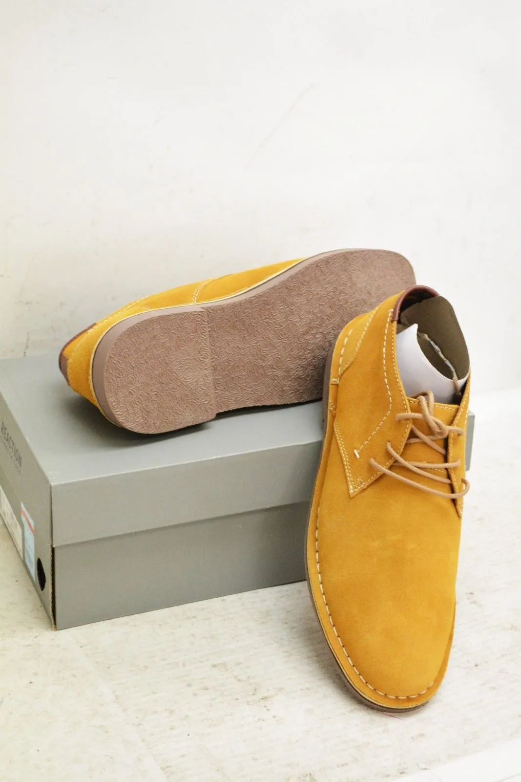 Authentic Men's Kenneth Cole Reaction Desert Sun Suede Chukka Boots Shoes Yellow