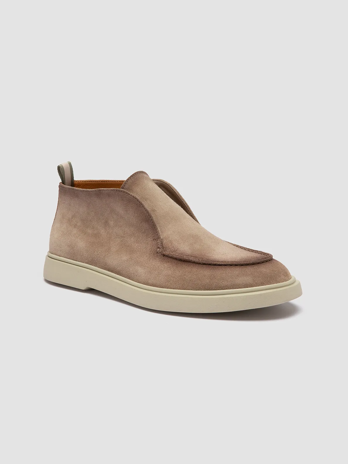 BONES 003 - Brown Suede Chukka Boots