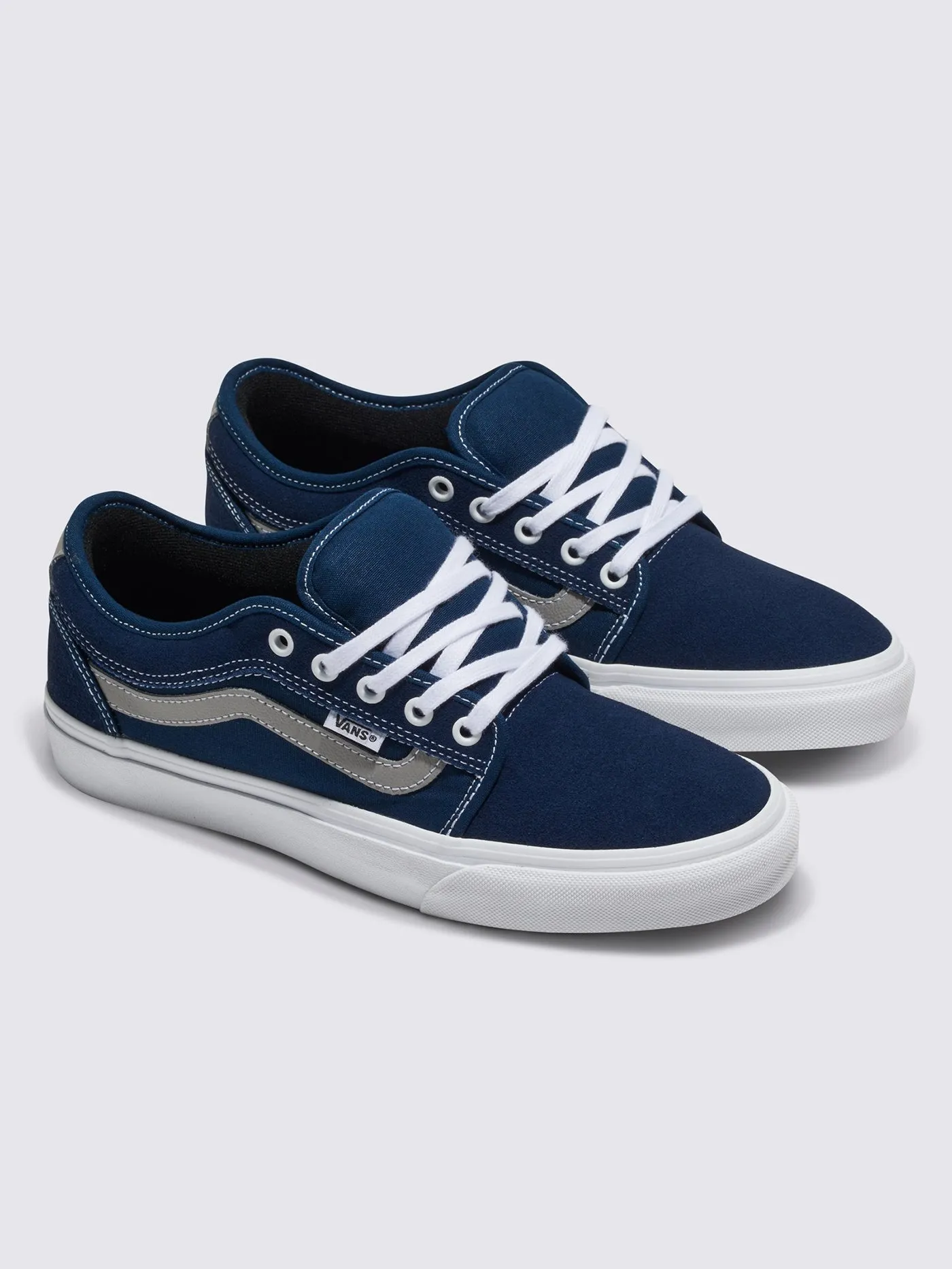 Chukka Low Sidestripe Navy/Grey Shoes