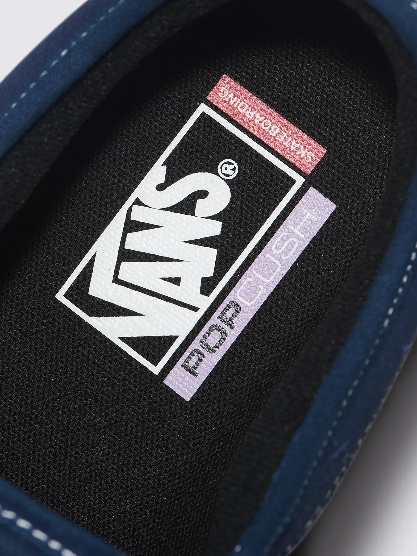 Chukka Low Sidestripe Navy/Grey Shoes