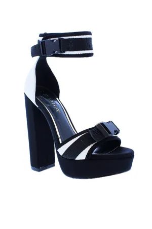 Chunky Heel Platform W/buckl