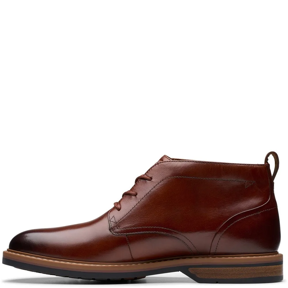 Clarks Aldwin Chukka Mid Boots
