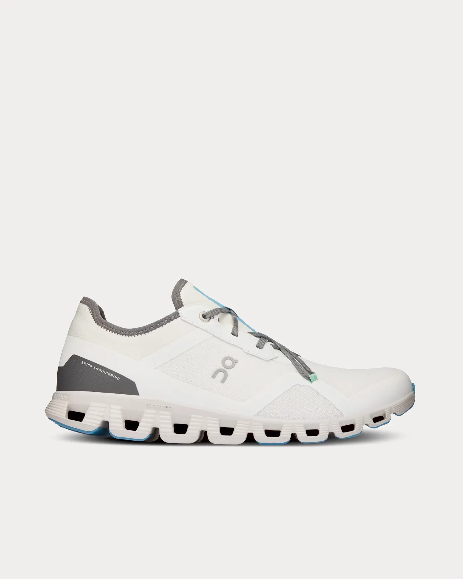 Cloud X 3 AD Undyed-White / Niagara Running Shoes