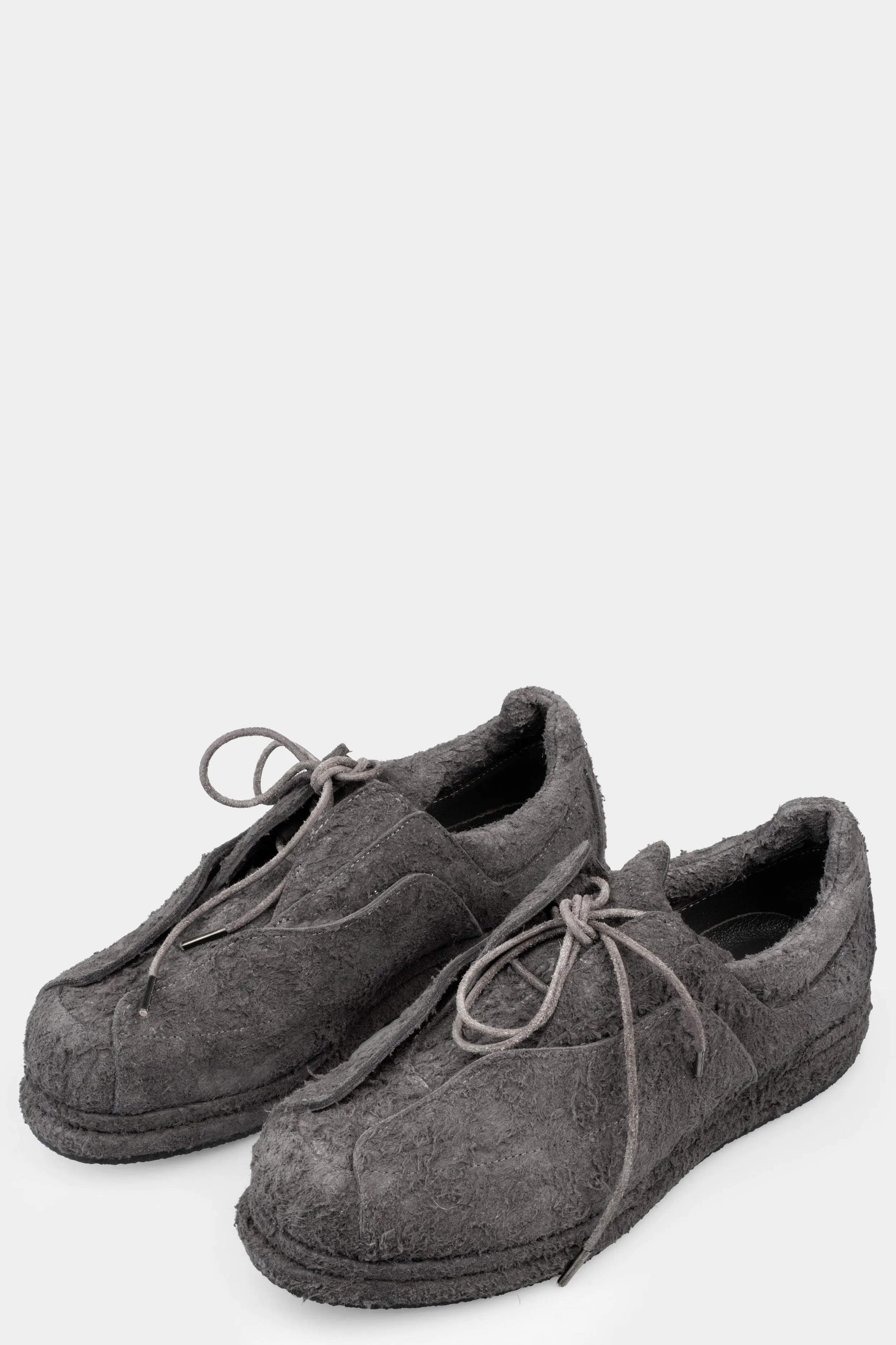 Distressed suede chukka boots, Grey