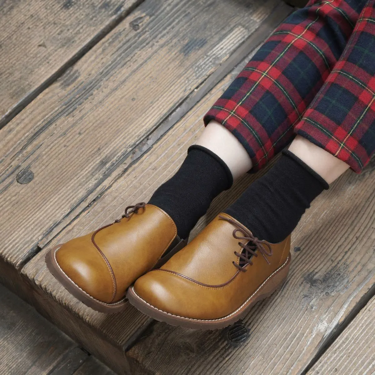 LEAFL Moccasins