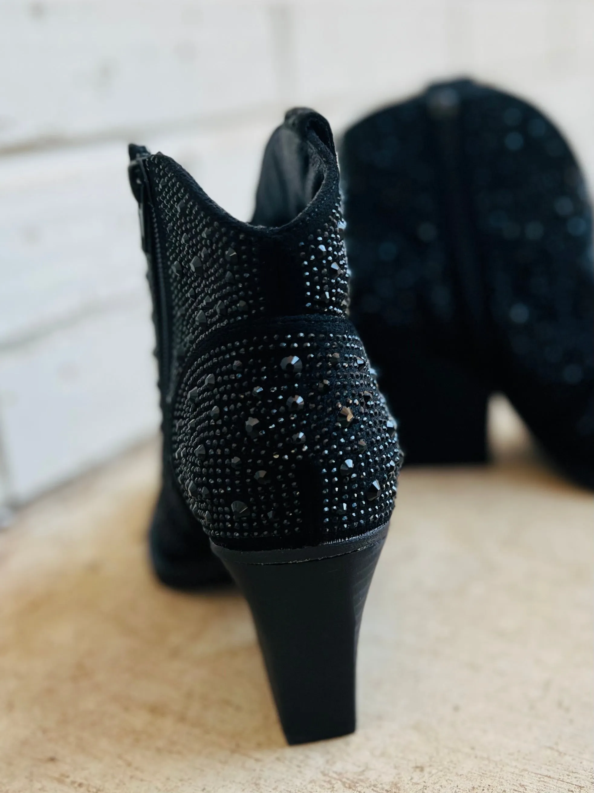 Leg Up Black Booties