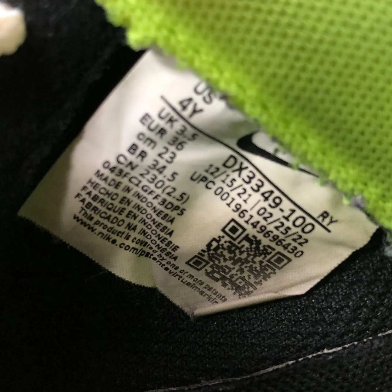 Nike Air Force 1 LV8 GS 'Graffiti' White/Black/Multicolor Sneakers - 4Y ( COA)