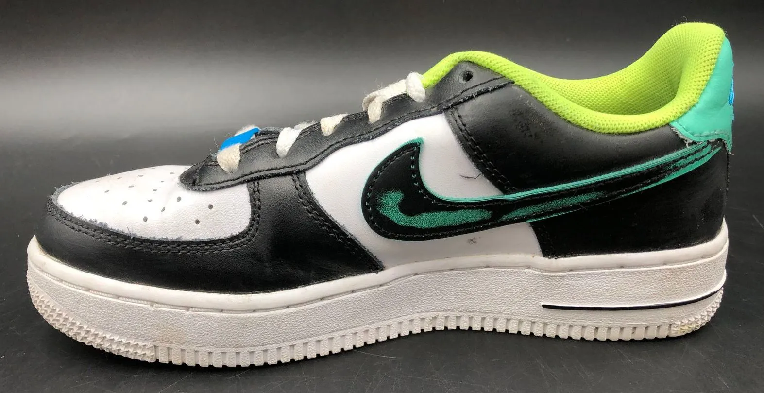 Nike Air Force 1 LV8 GS 'Graffiti' White/Black/Multicolor Sneakers - 4Y ( COA)