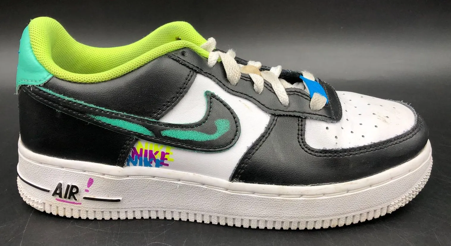 Nike Air Force 1 LV8 GS 'Graffiti' White/Black/Multicolor Sneakers - 4Y ( COA)