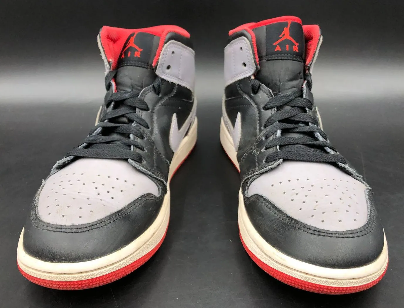 Nike Air Jordan 1 Mid 'Bred Shadow' Men's Black/Grey/Red Sneakers - Sz 8 ( COA)
