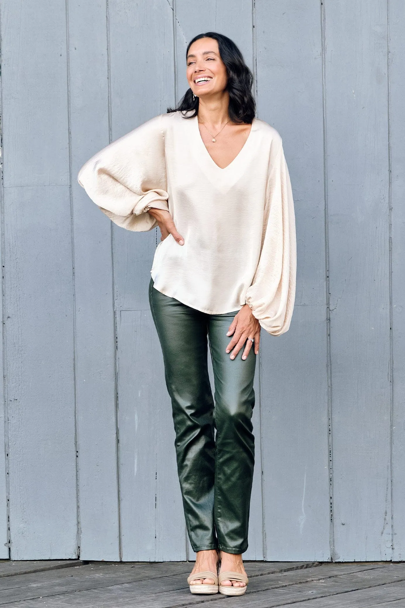 Sovana V-Neck Long Sleeve Top Light Gold
