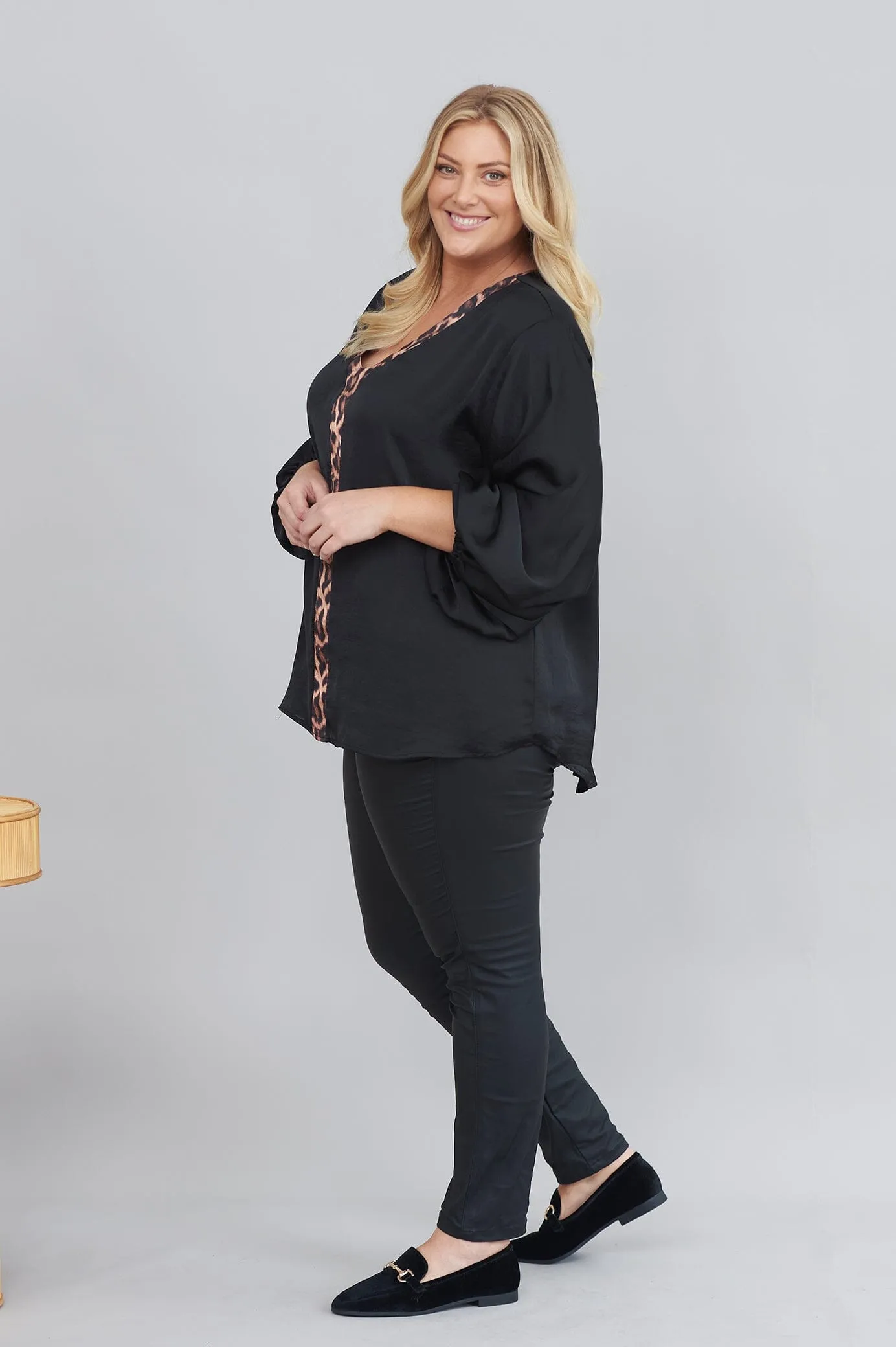 Sovana V-Neck Top Black with Animal Trim