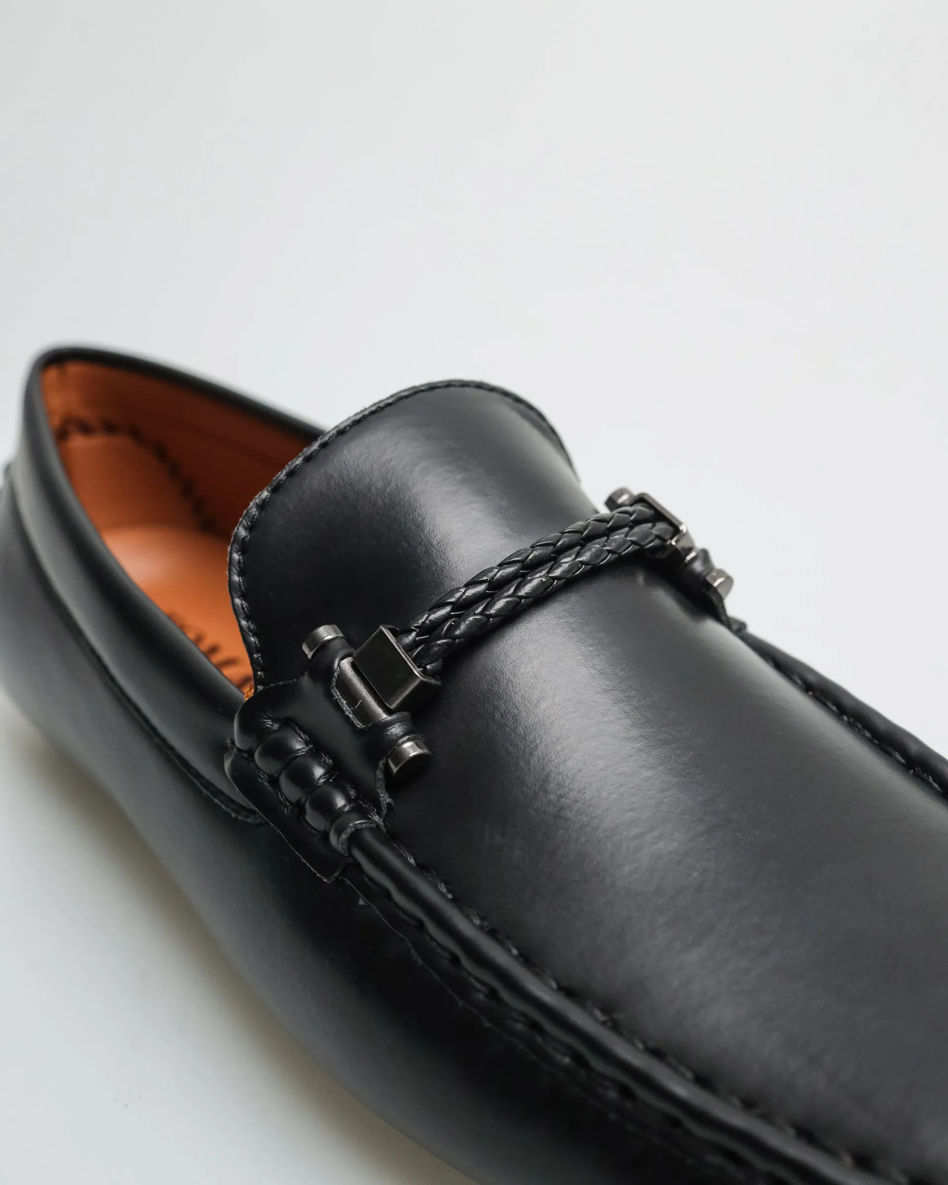 Tomaz C471 Men's Braided Buckle Moccasins