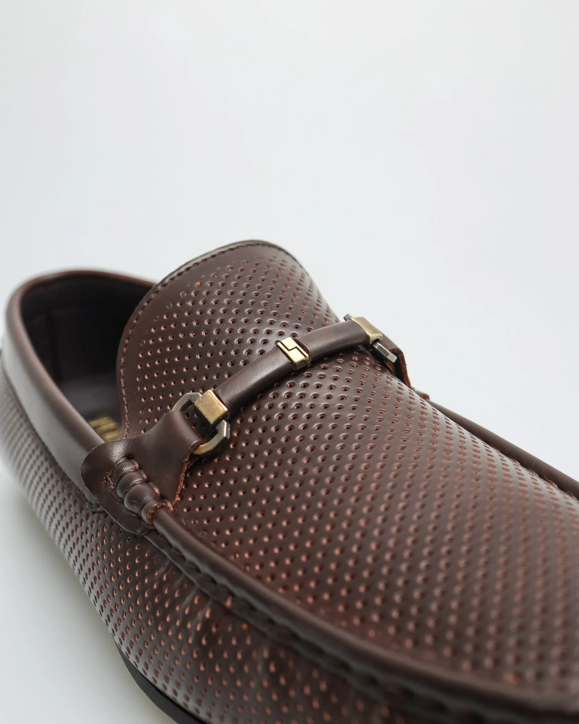 Tomaz C544 Men's Buckle Moccasins