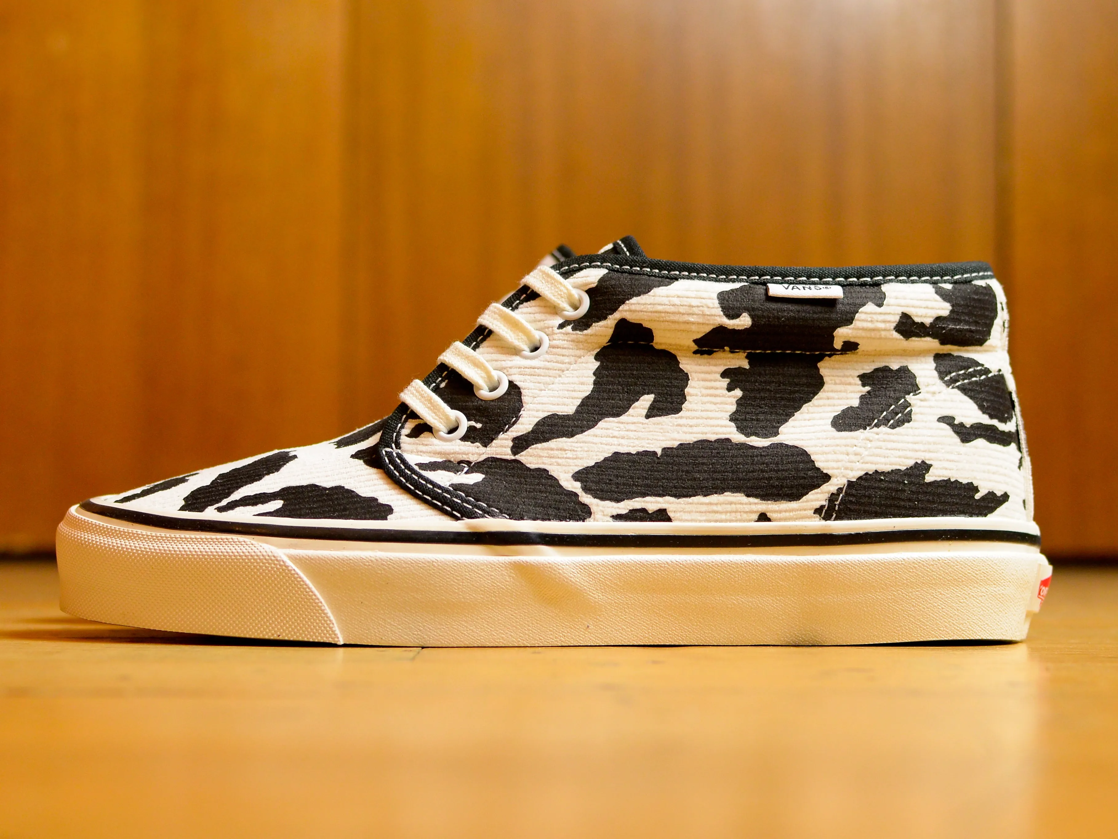 Vans Chukka 49 DX Anaheim Factory - OG White Corduroy / OG Cow Print