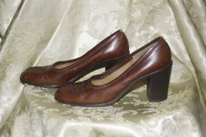 Vintage Brown 1970's Stacked Heels Shoes 6 N