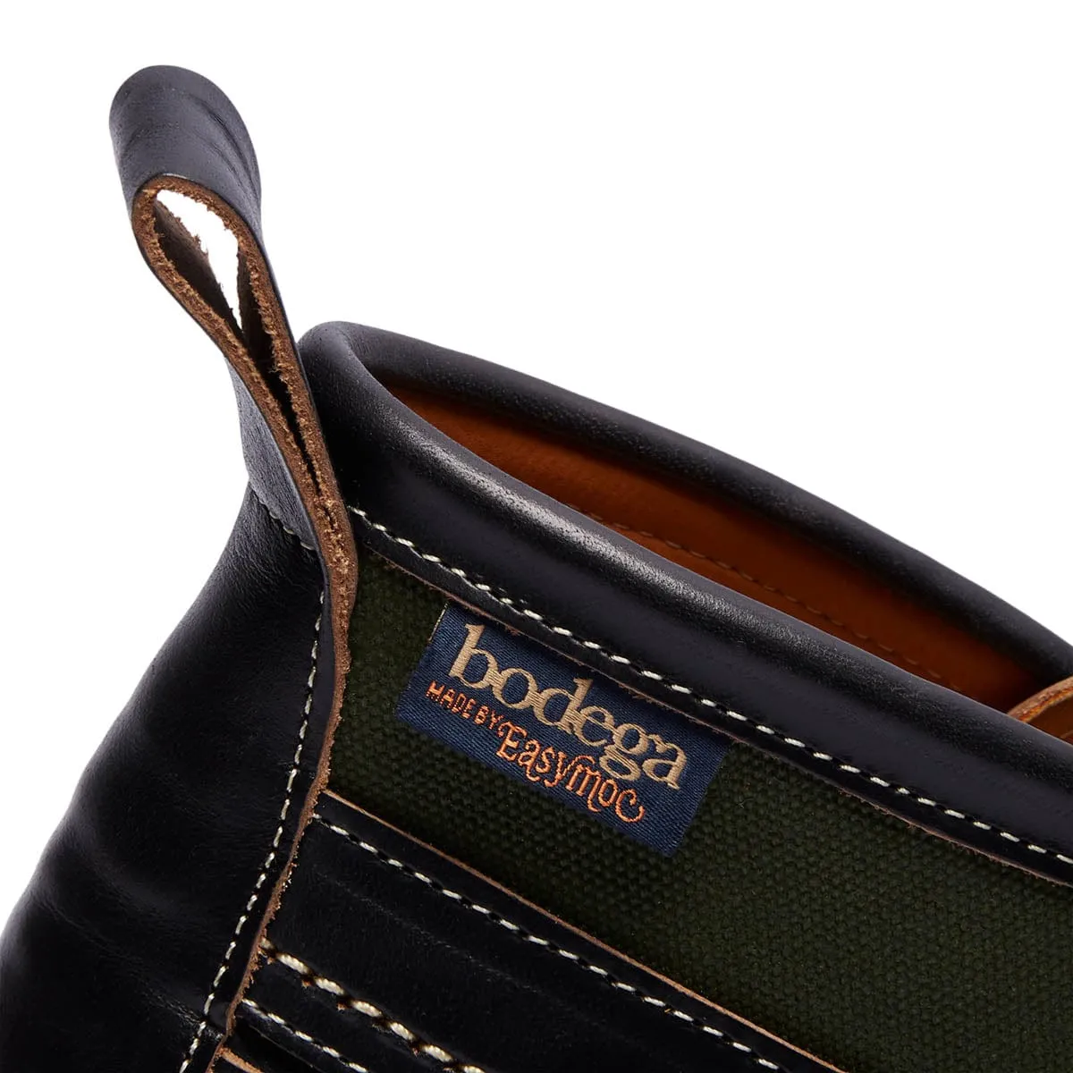 X EASYMOC 3-EYE CHUKKA BOOT